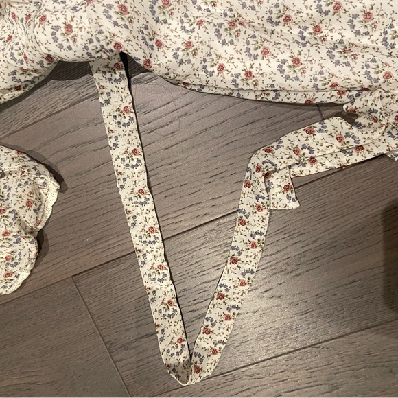 Korean floral midi tie dress - Picture 3 of 3